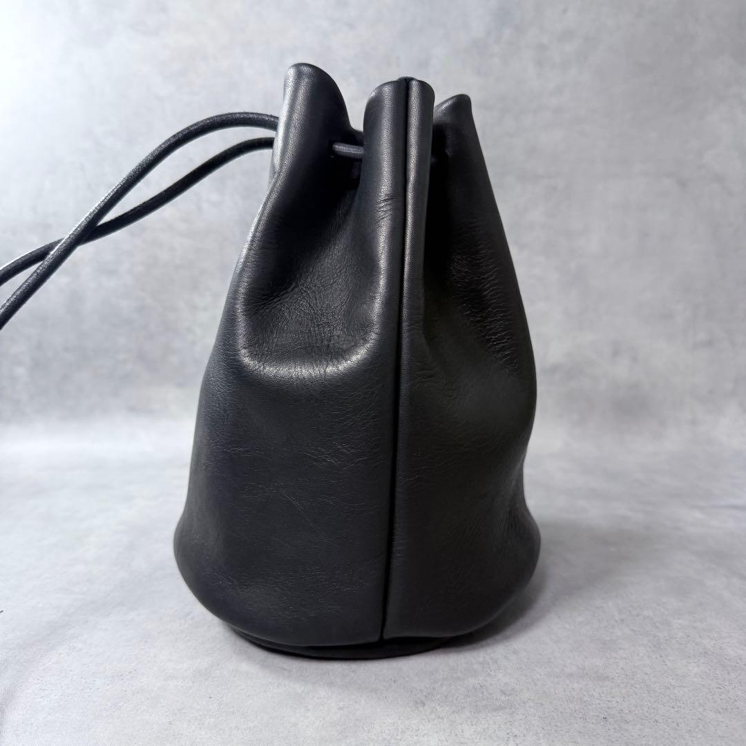 モルミルス mormyrus レザー 巾着バッグ 本革 巾着ショルダー 黒