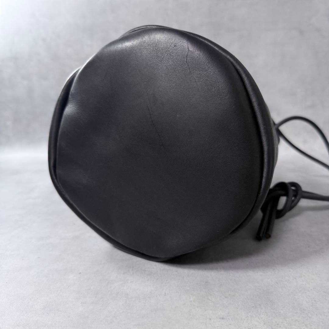 モルミルス mormyrus レザー 巾着バッグ 本革 巾着ショルダー 黒