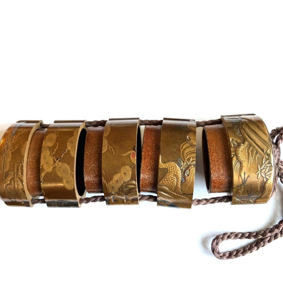 時代物 孔雀蒔絵印籠 梶川