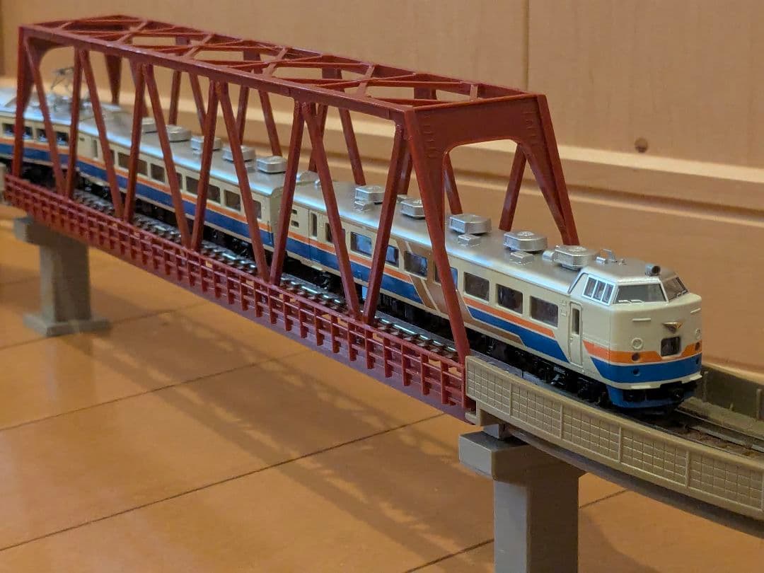 中古 Nゲージ オリジナルスターターセット 高架、鉄橋レール+車両付き 入門用