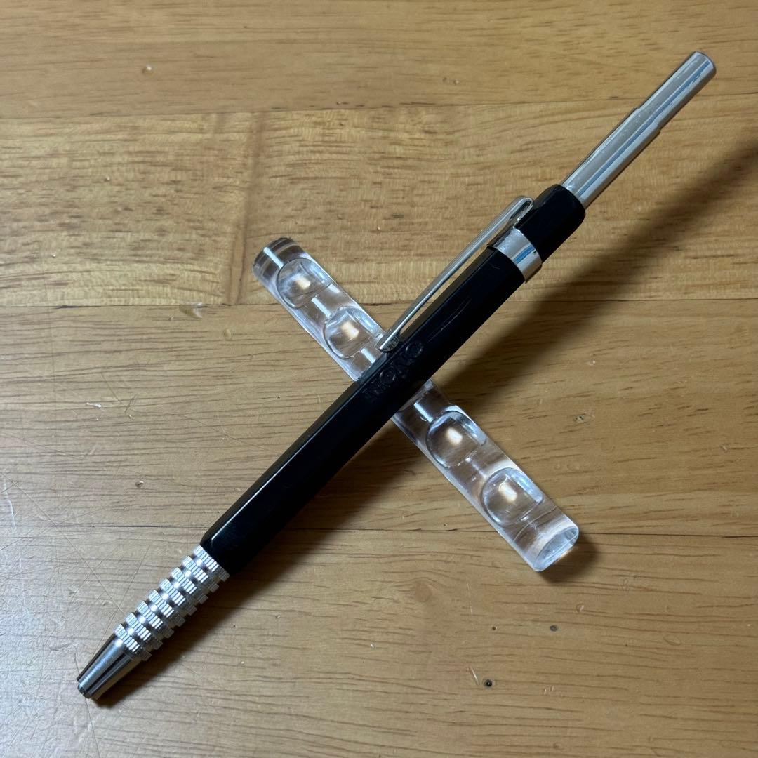 廃盤 TOMBOW トンボ MONO モノ 芯ホルダー 2.0 ドロップ式 製図 - メルカリ
