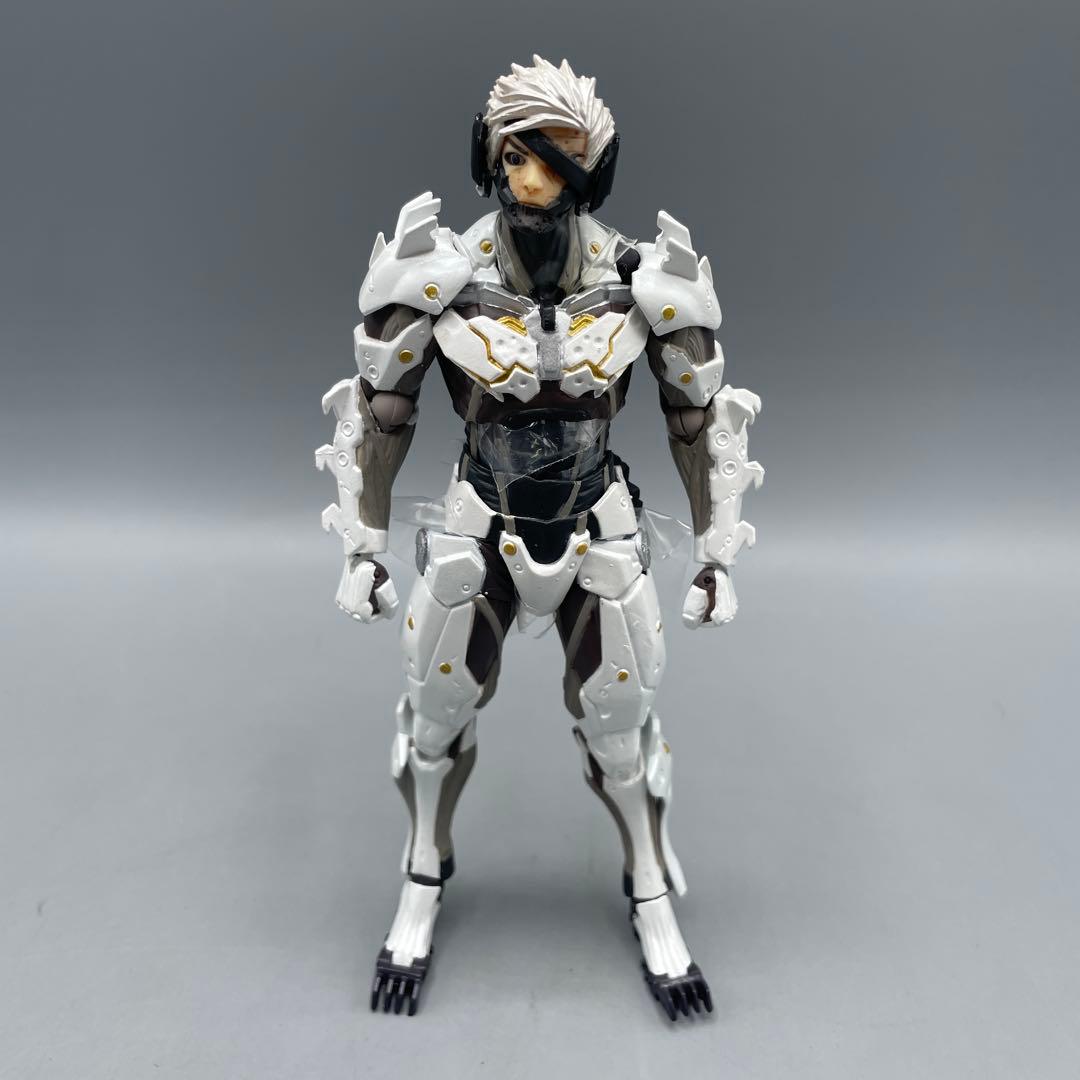 リボルテックヤマグチ No.140EX 雷電 ホワイトアーマー メタルギア