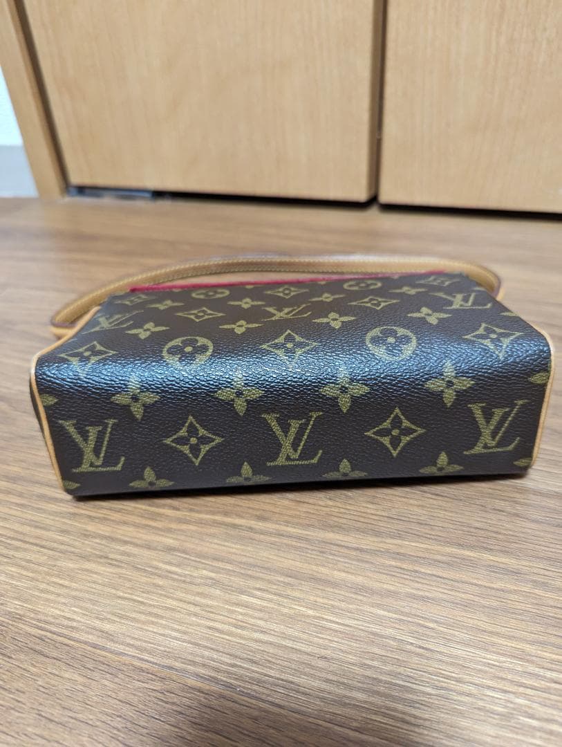 ルイヴィトン レシタル パーティーミニバッグ