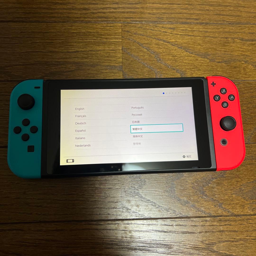 Nintendo Switch 本体 青/赤 ジョイコン付　おまけ付き