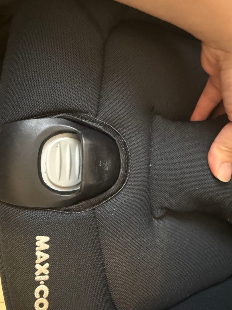 MAXI-COSI AxissFix Plus チャイルドシート ブラック