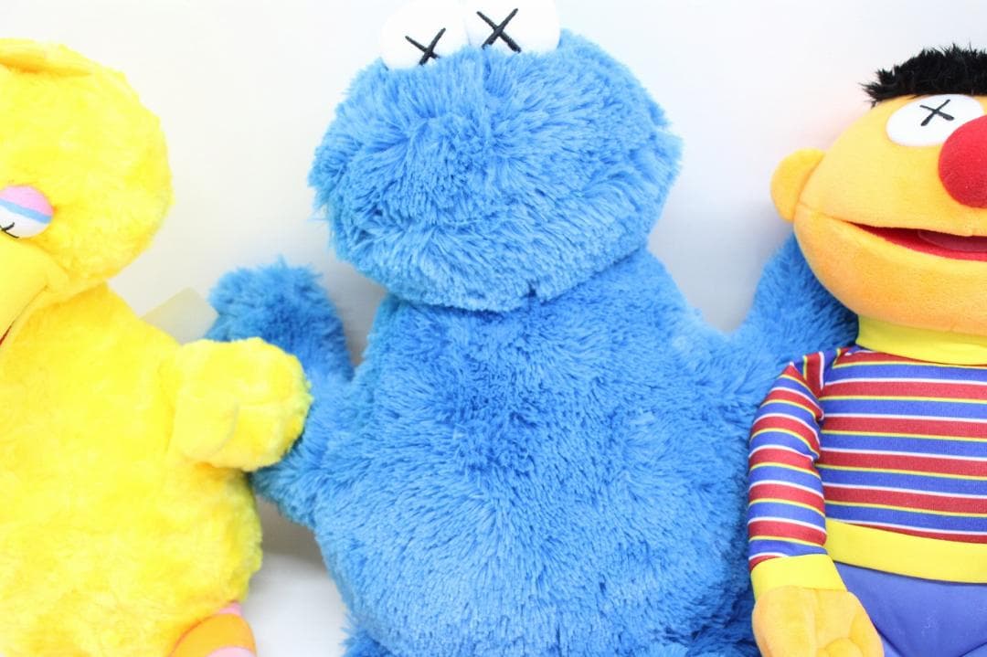 KAWS SESAME STREET ぬいぐるみ 32-JY0321-07