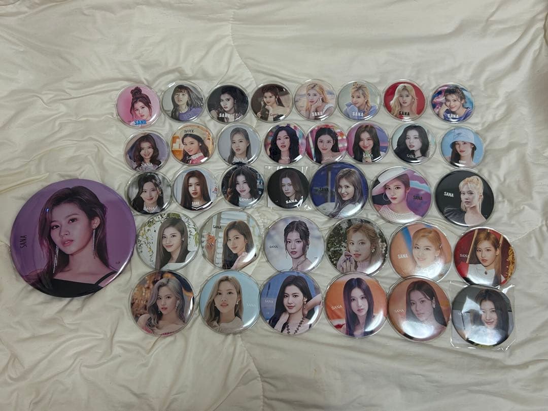TWICE サナ 缶バッジセット