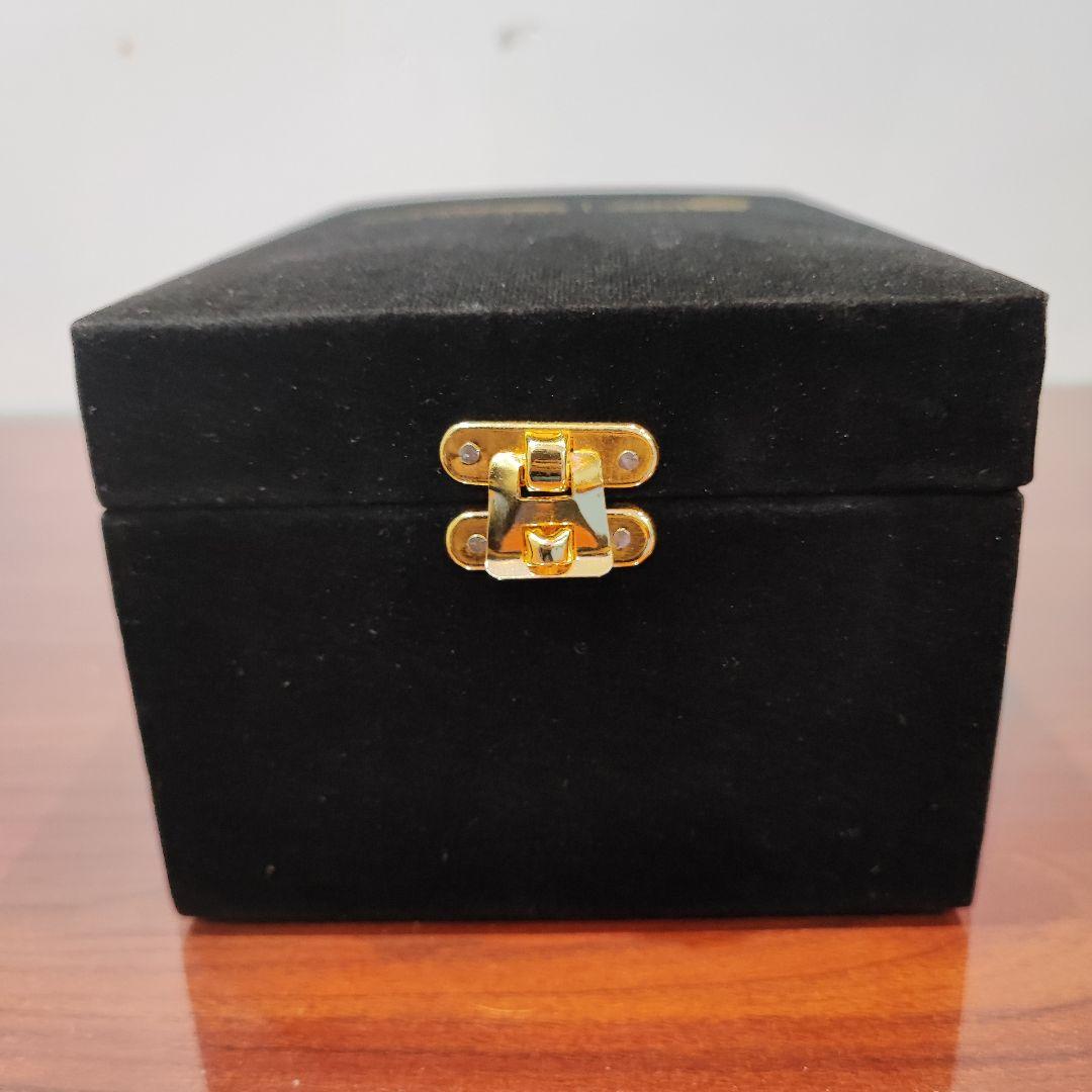 サウジアラビア アルウラー ファルコンカップ 記念品