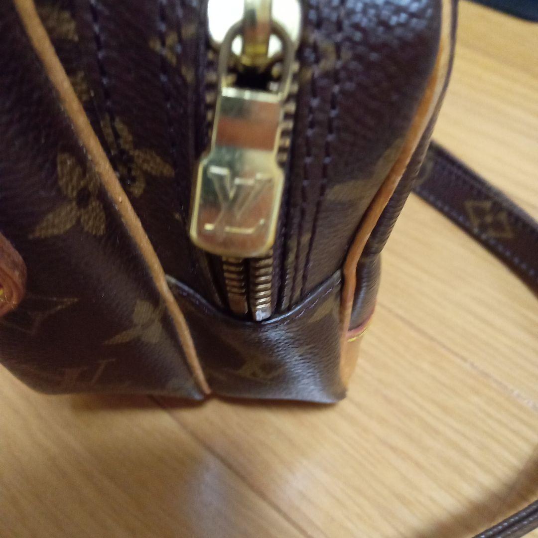 ルイ・ヴィトンアマゾンショルダーバック