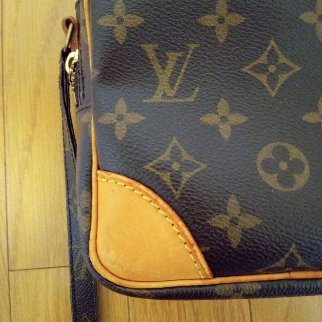 ルイ・ヴィトンアマゾンショルダーバック