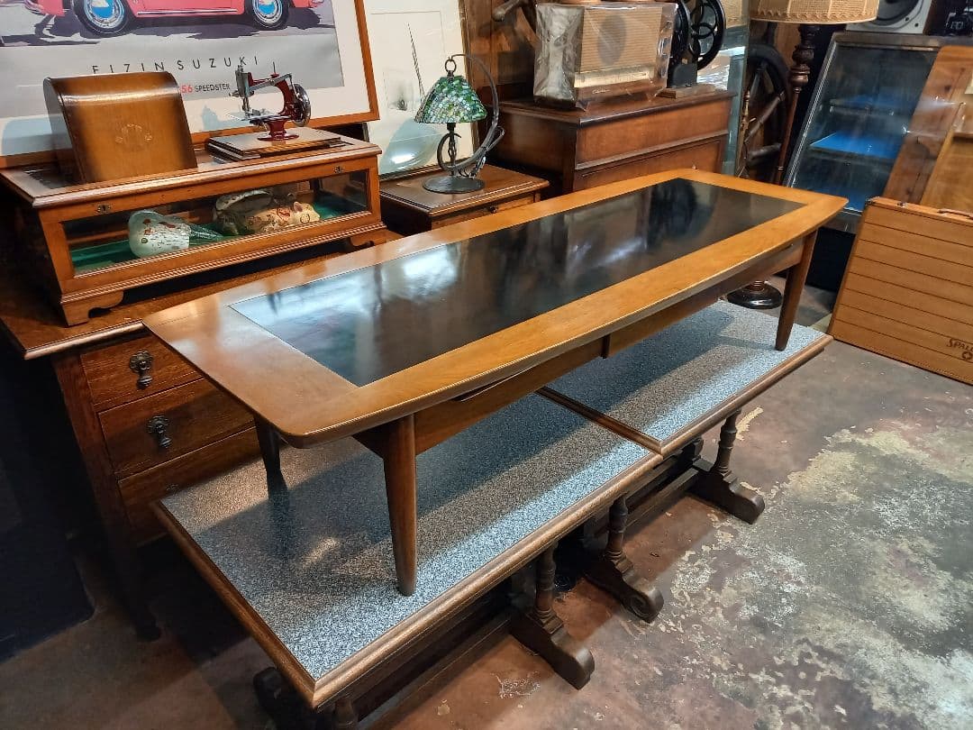 1950's ミッドセンチュリー モダン ウォールナット材 テーブル USA製