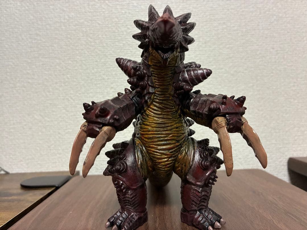 ウルトラ怪獣アドバンス 熱戦怪獣グライム ソフビ リペイント ウルトラマンオメガ