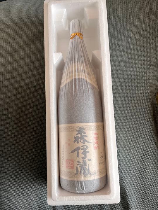 【新品 未開封】森伊蔵 芋焼酎(1,800ml・ラップ付) <酒類売却実績有> 森伊蔵酒造 森伊蔵 1800ml 箱なし 和紙付き 芋焼酎 : お酒市場JOYLAB