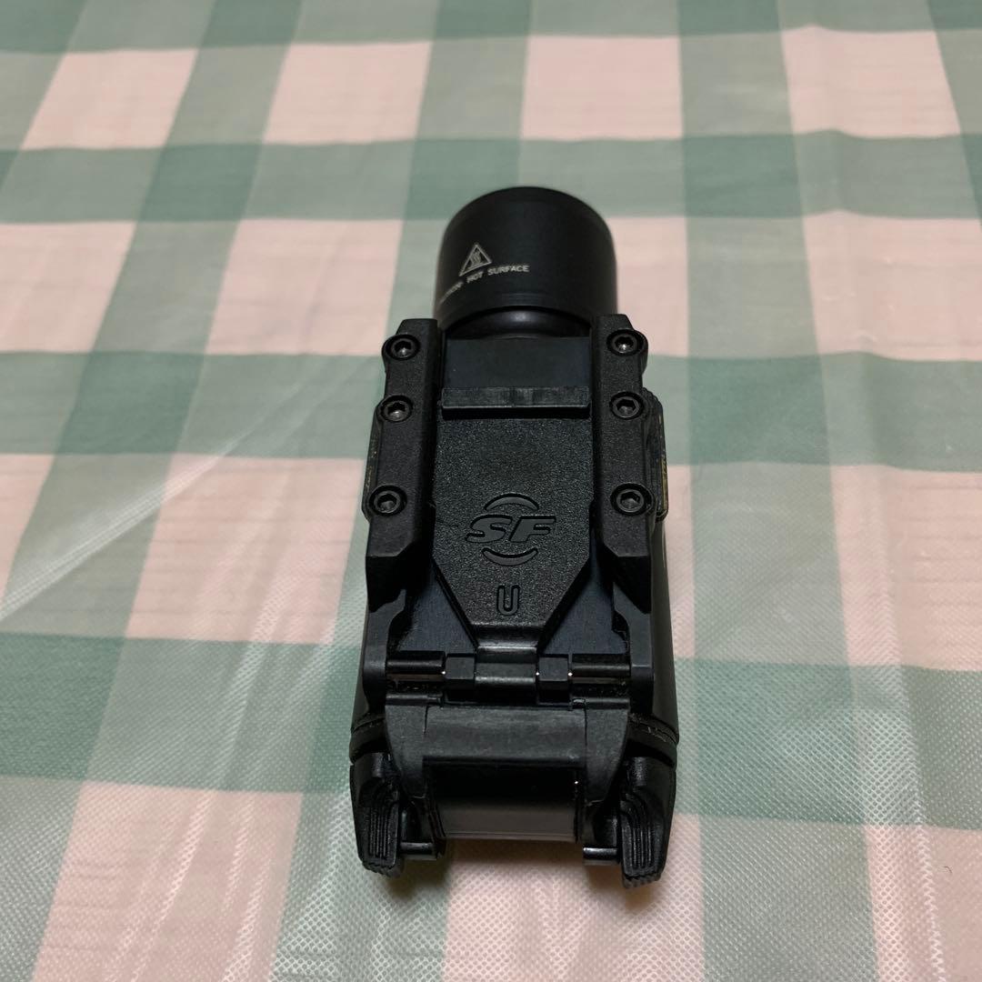 【実物】SureFire x300ウェポンライト