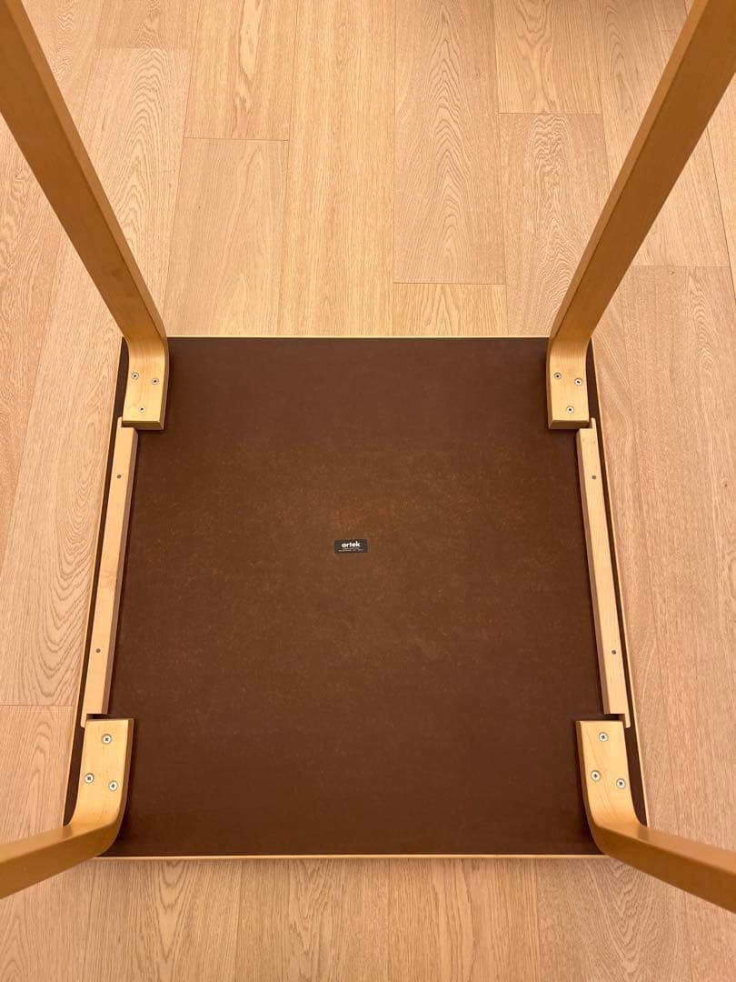 artek アルテック　テーブル81C ホワイトラミネート