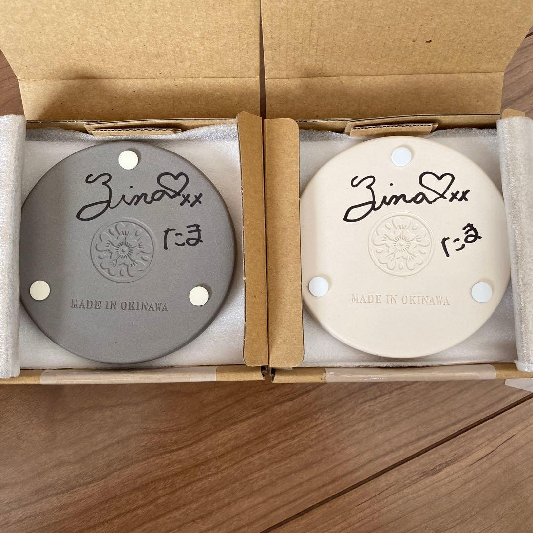 玉城ティナ 直筆サイン入り 赤瓦コースター