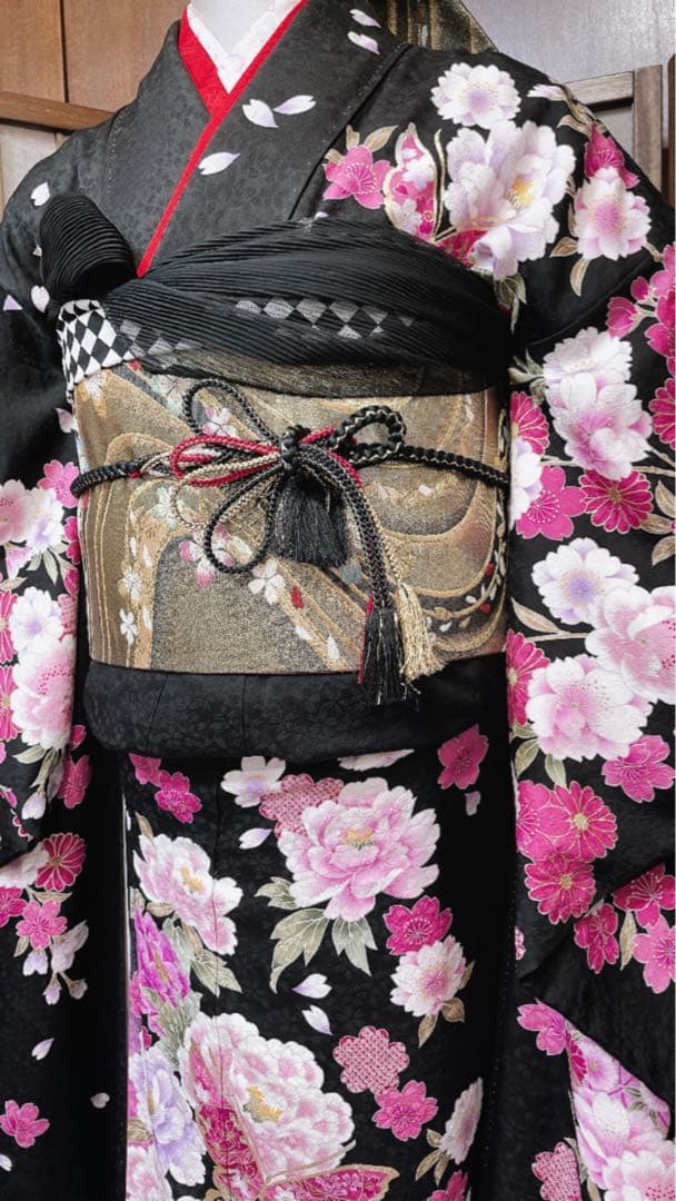 振袖フルセット振袖 花蝶文 黒地 金彩フルセット 振袖フルセット振袖 花