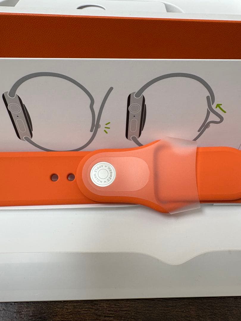 正規品Apple Watch エルメス　オレンジ　スポーツバンド　L 未使用