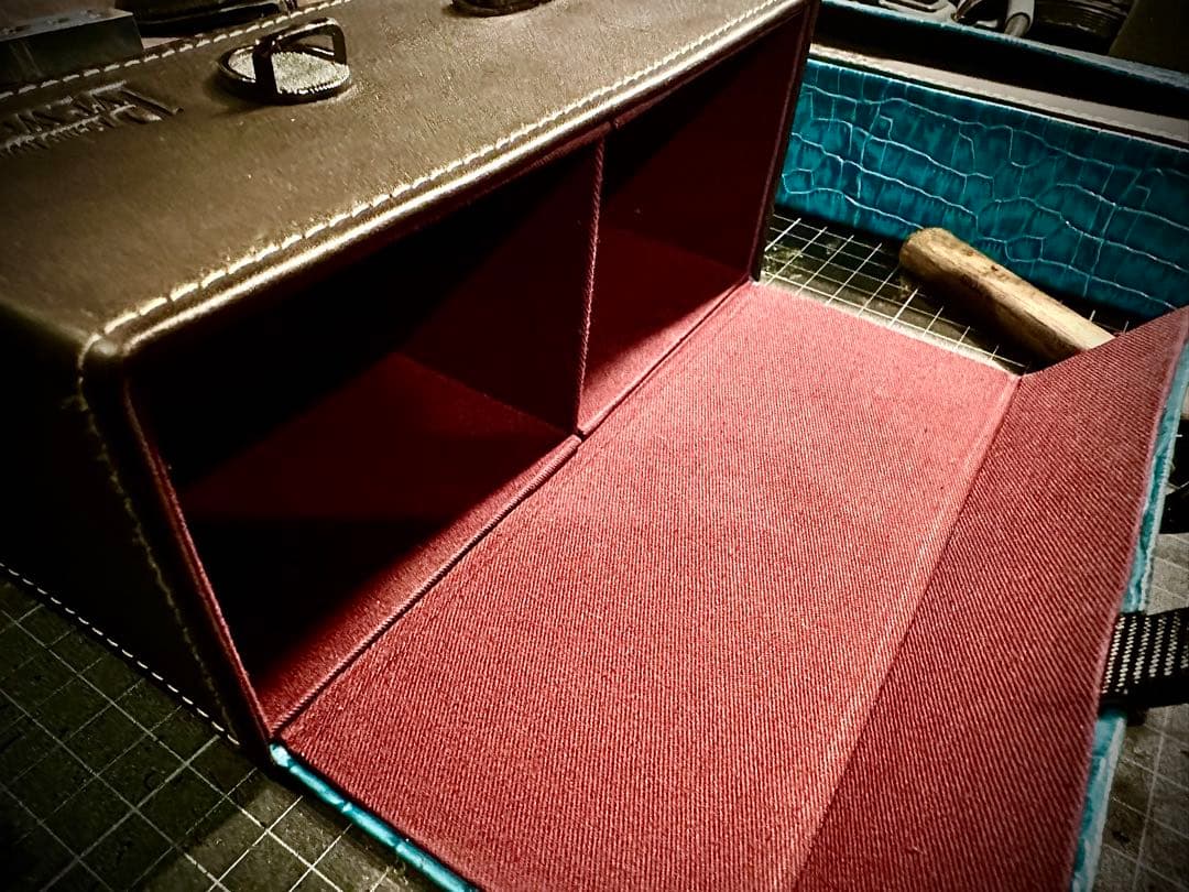 Pvt.Workshop 極 本革 デッキケース プレマケース