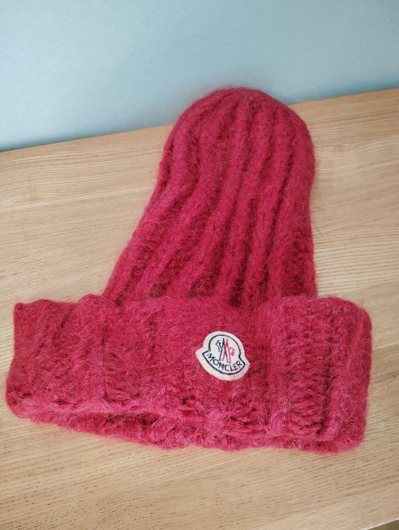 MONCLER 赤 ニット帽 MONCLER ポンポン付きニット帽 レッド MONCLER