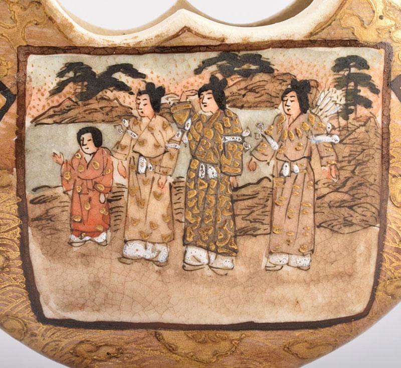 Laszlo Kutasの「犬と戯れる女性像」