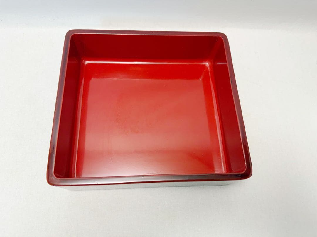 懐石道具 木製溜塗 重箱 弁当箱 6客組 内朱 銘々蓋 茶器 お正月 おしゃれ