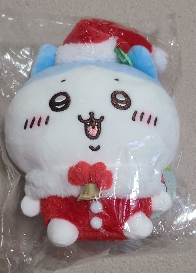 ちいかわ ハチワレ サンタさんだ！ぬいぐるみS