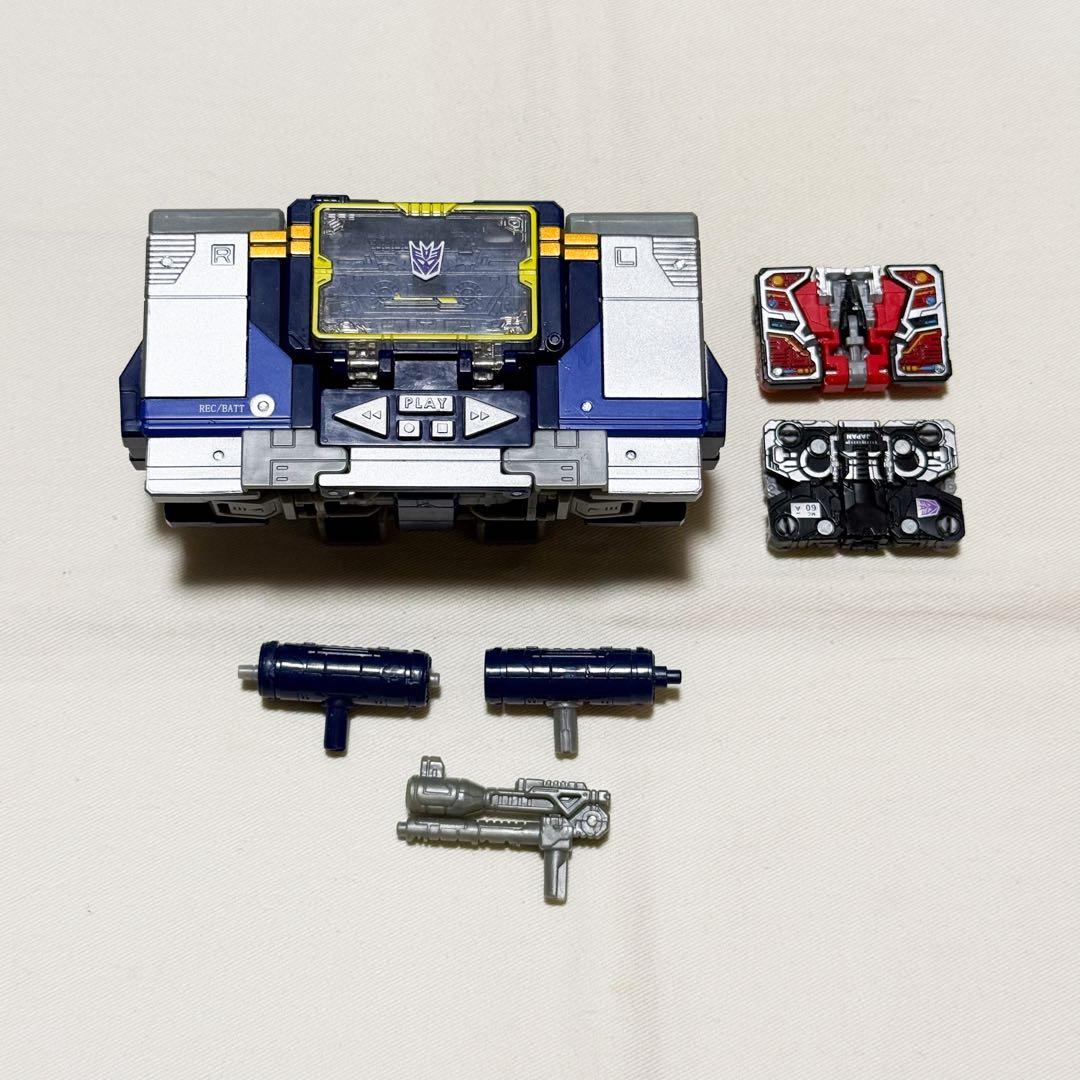 【送料込・中古・開封品】トランスフォーマー WFC-14 サウンドウェーブ