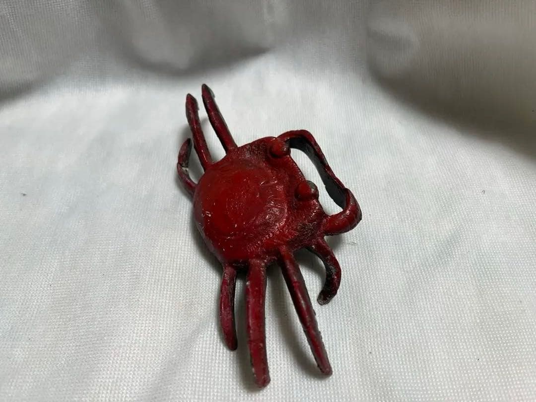 華道則天門で使う花を支える花留め蟹 金属製 赤いカニの