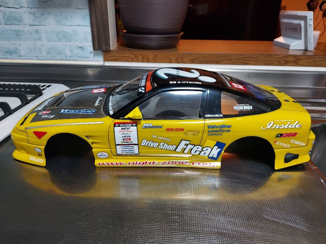 ヨコモ　180ＳＸ ボディ　電飾付　ドリフト