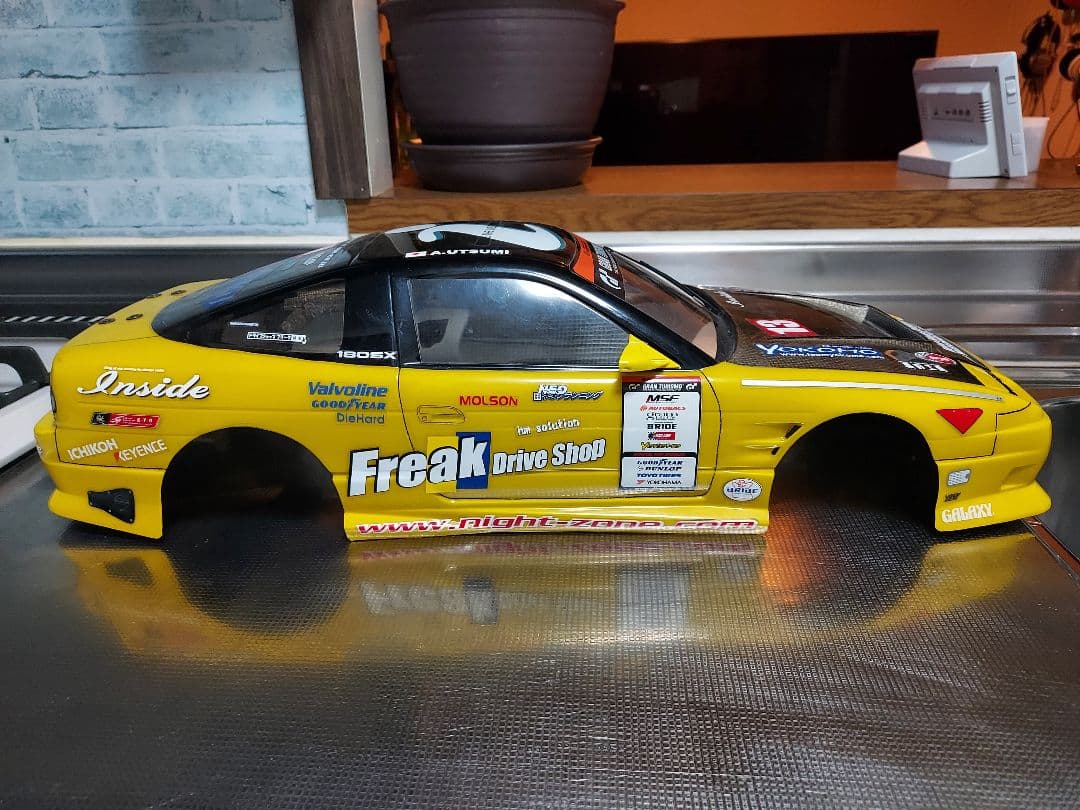 ヨコモ　180ＳＸ ボディ　電飾付　ドリフト