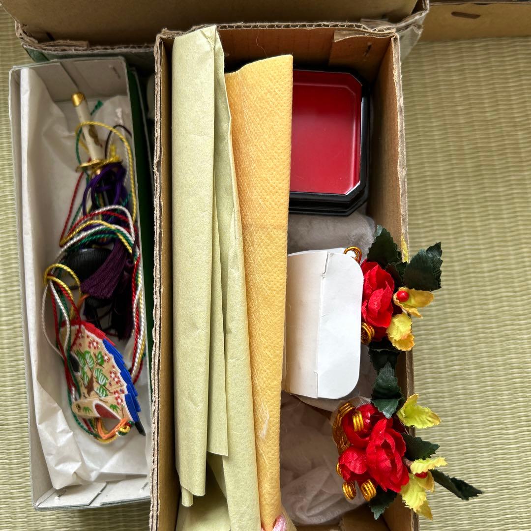 雛人形　桜の花装飾 木製台