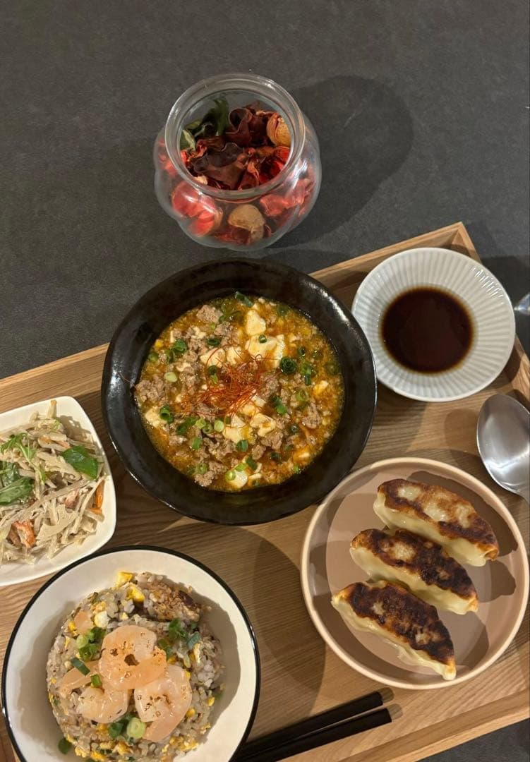 ダイニングテーブル グレー