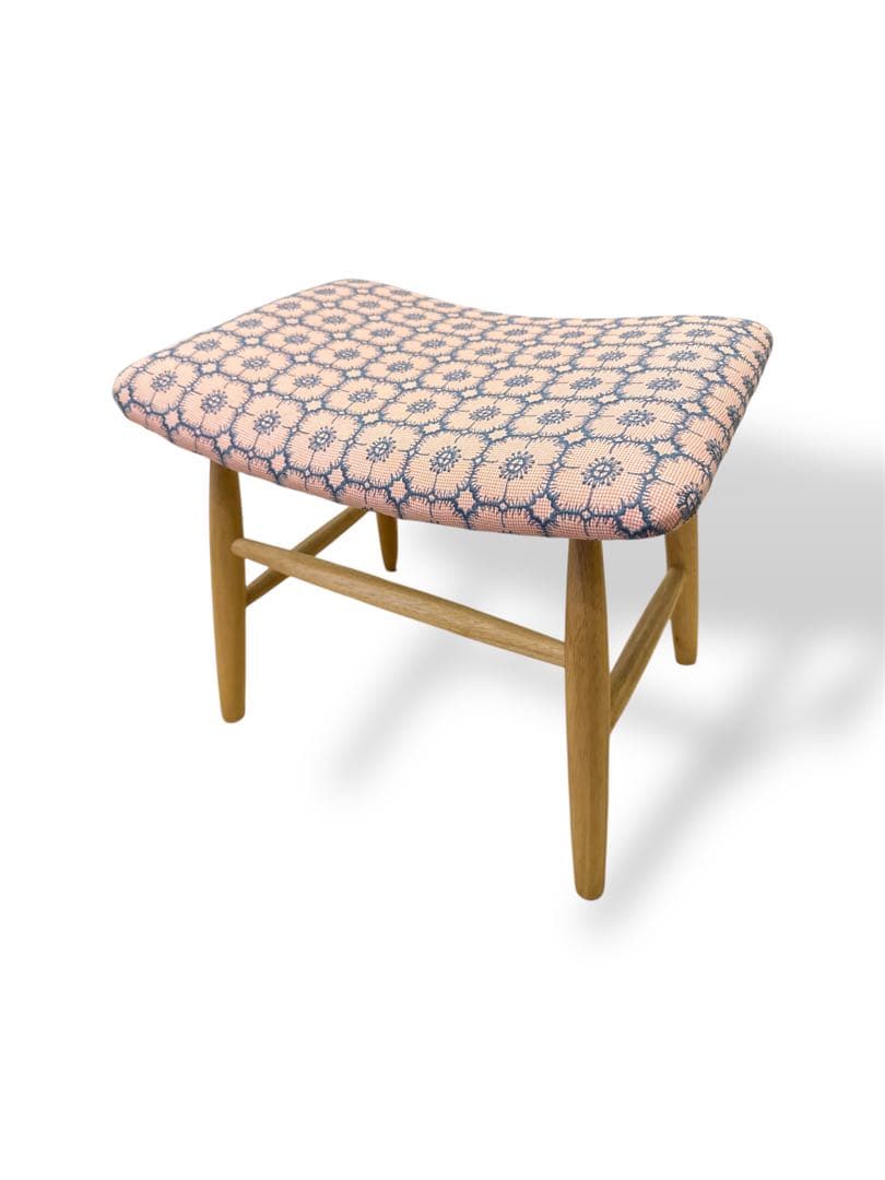 【限定1点】ミナペルホネン　生地使用　スツール　オットマン　イス　新品未使用