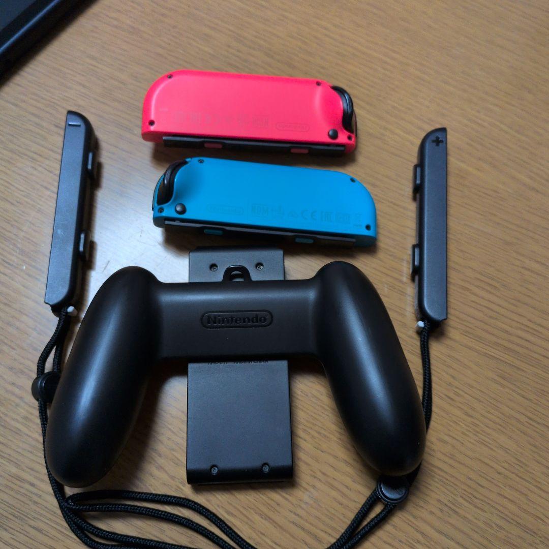 Nintendo Switch 本体＋おまけ【HDMIケーブルは付きません】