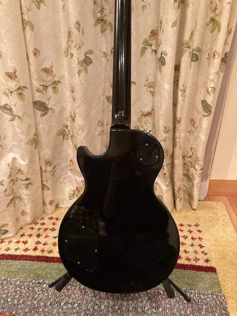 ギブソンUSA レスポール・スタジオ オールブラック ハードケース付き