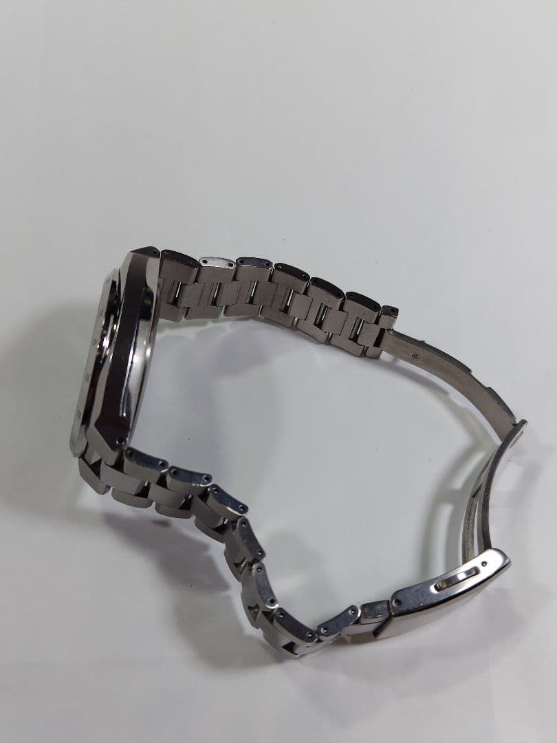 シチズン　アテッサ　エコドライブ　クロノグラフ　電波時計　軽量スーパーチタン