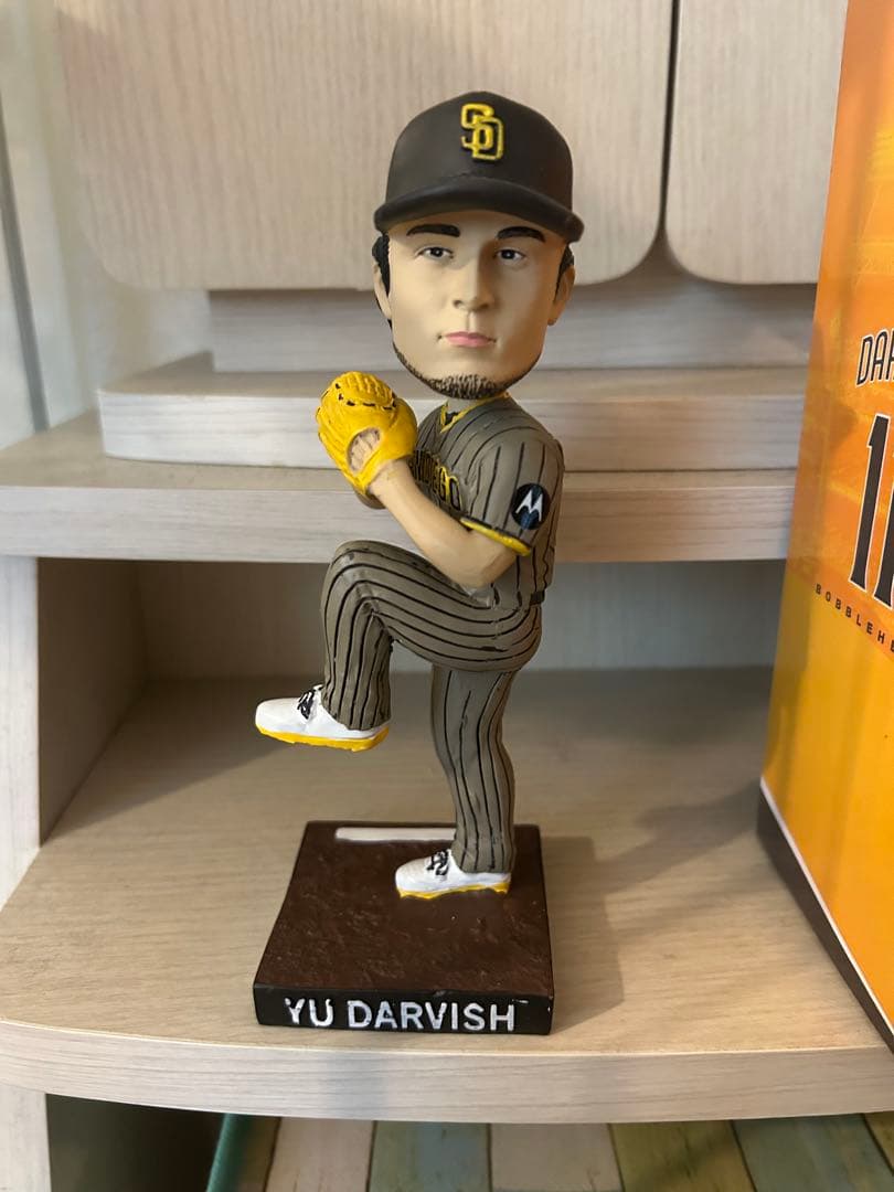 ダルビッシュ 3000奪三振 ボブルヘッド パドレス バブルヘッド 球場限定