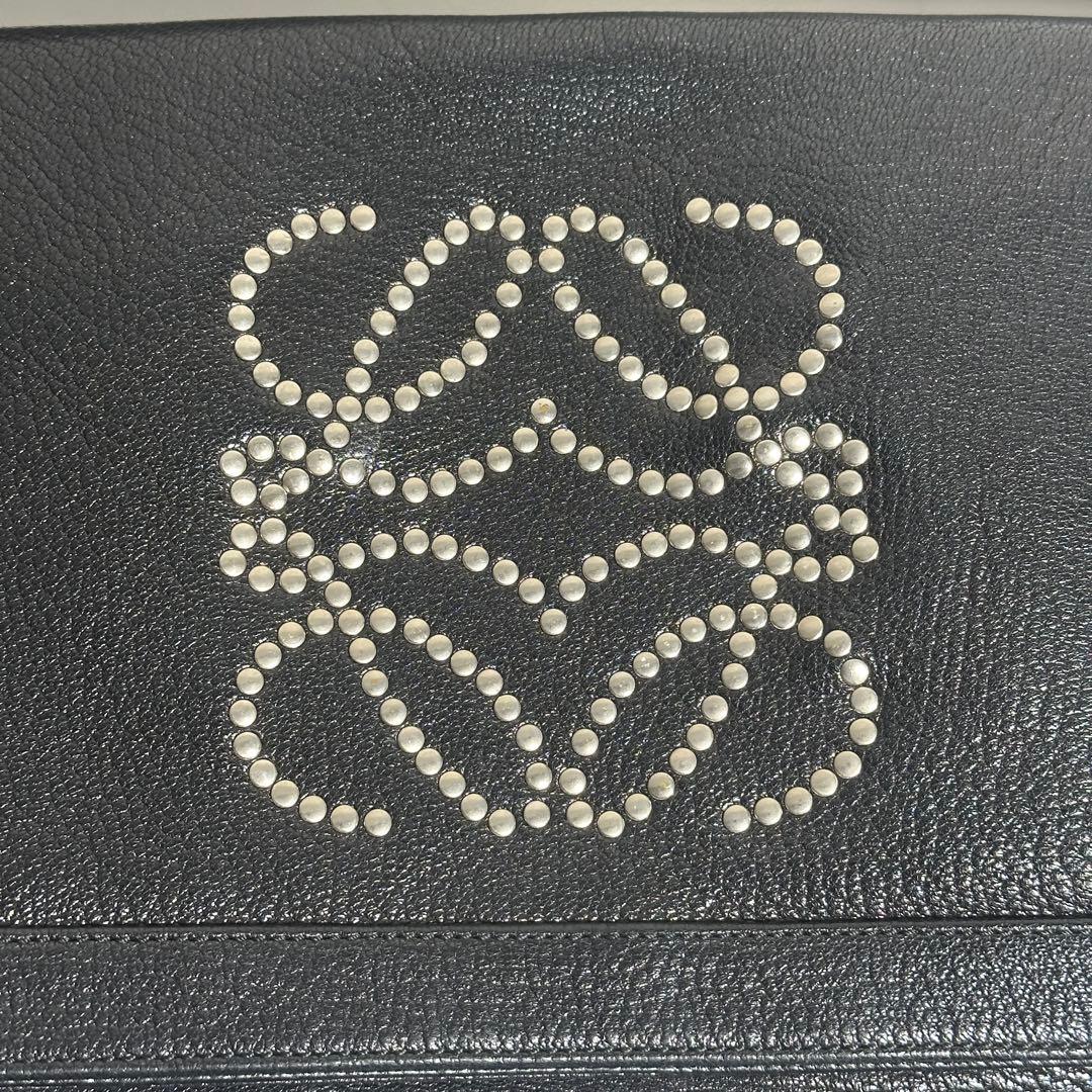 LOEWE ロエベ アナグラム スタッズ レザー ショルダーバッグ ブラック