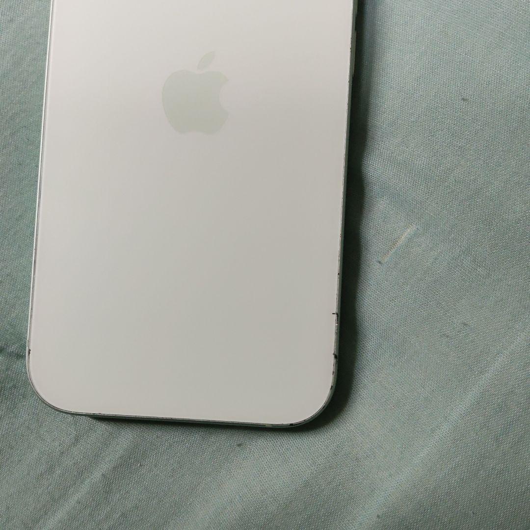 ジャンク】Apple iPhone 15 グリーン 本体【画面破損】