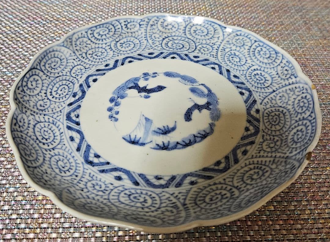 江戸時代後期 文化文政期頃 古伊万里 染付 たこ唐草文様 17.8cm 輪花皿