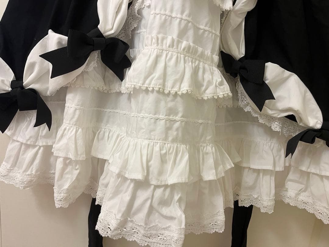 ふわふわクリームプリンセスジャンパースカート 黒白 ボンネットセット