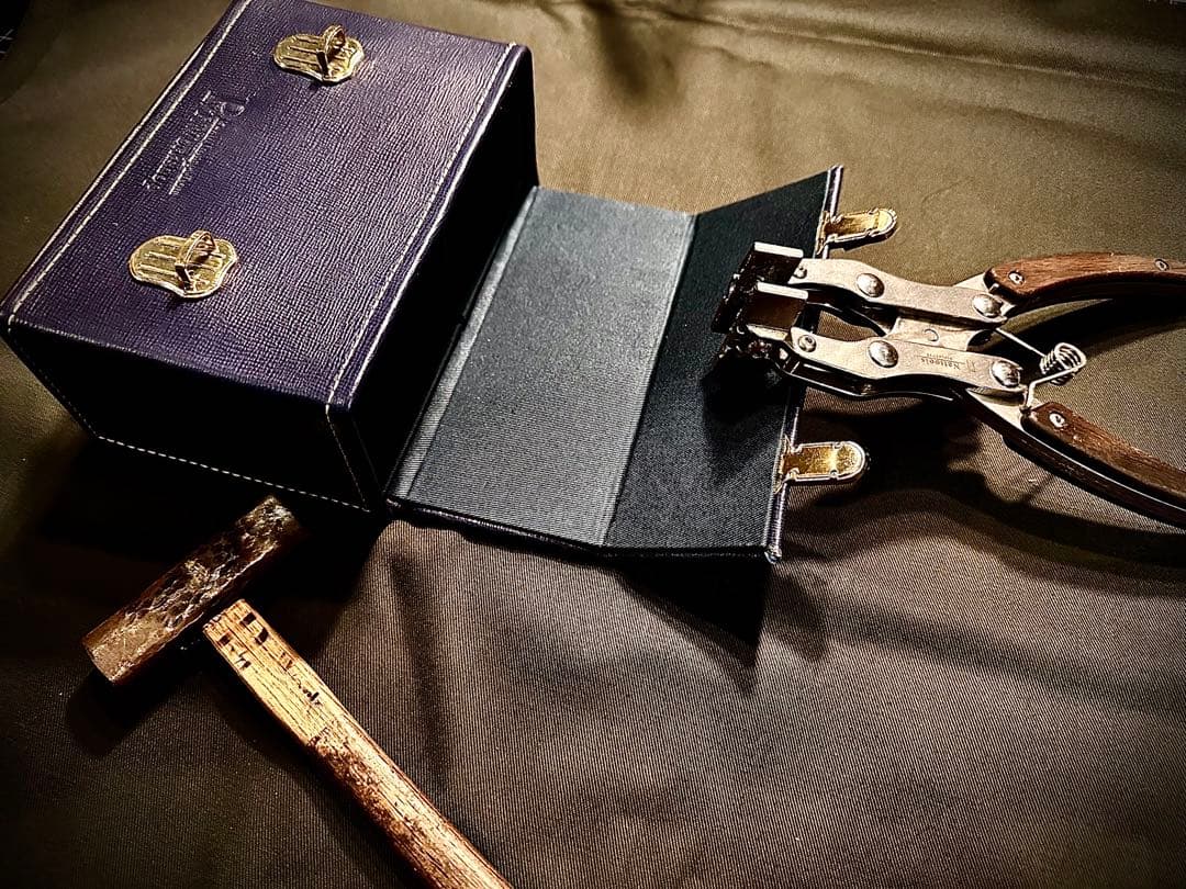 在庫入替SALE！Pvt.Workshop 本革　デッキケース