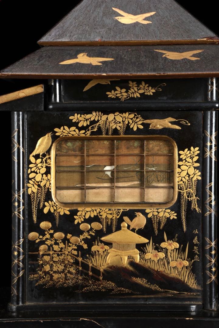 【佐藤製造】家型 御殿型 蒔絵 金蒔絵 漆塗 香箱 御香棚 香道具 茶弁当 骨董