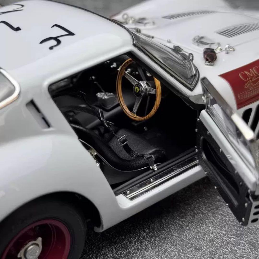 新品 CMC 1/18 フェラーリ 250 GTO 30周年記念モデル ミニカー