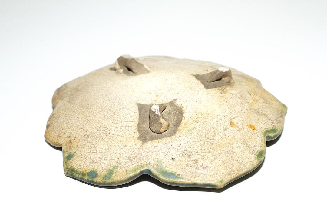 江戸後期 黄瀬戸 重ね桔梗 三足皿