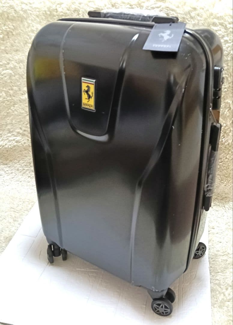 新品タグ付】Ferrari フェラーリ キャリーケース トロリーバッグ 62L