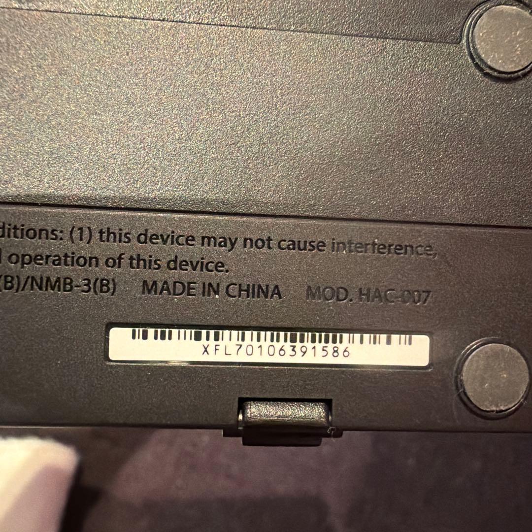 『ほぼ新品』美品Nintendo Switch 本体 青/赤 充電器付き