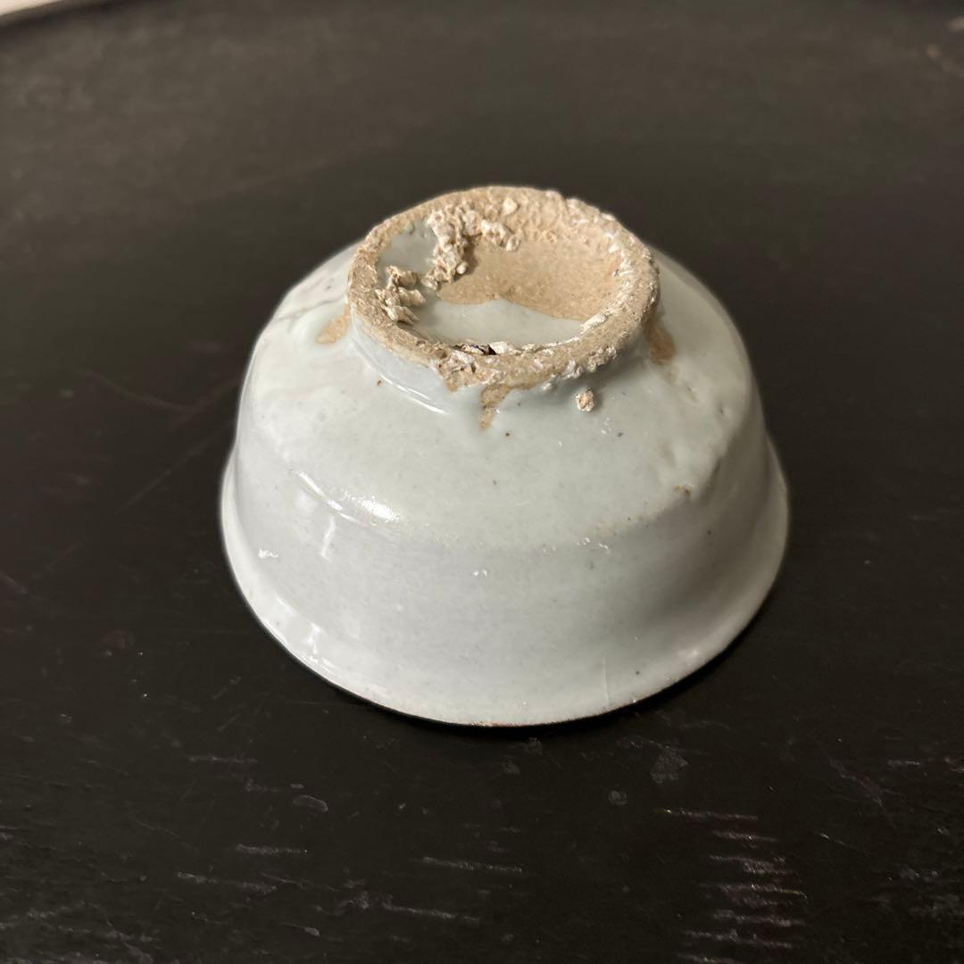 李朝盃　白磁　堅手　ぐい呑み　骨董　アンティーク.古美術.骨董.酒器.韓国骨董.