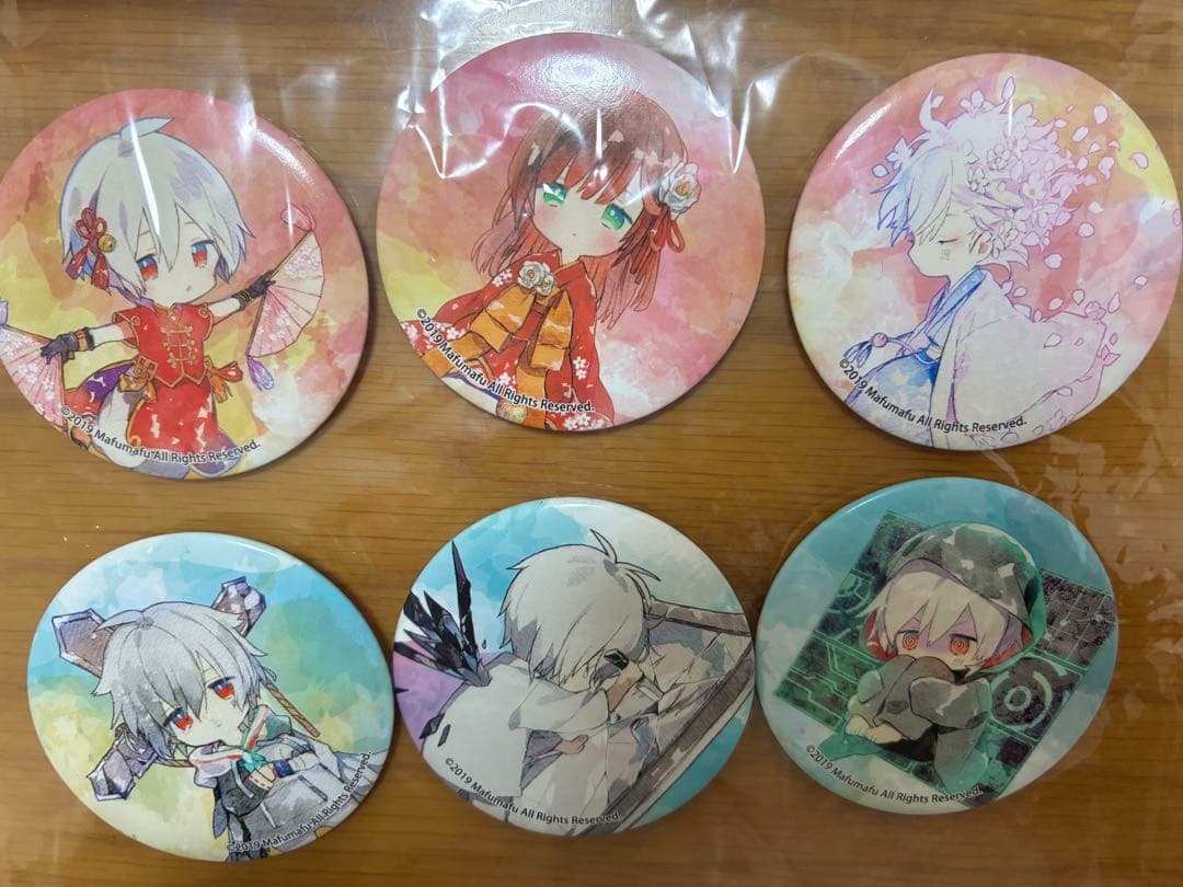 まふまふさん 缶バッジ 6個セット - メルカリ